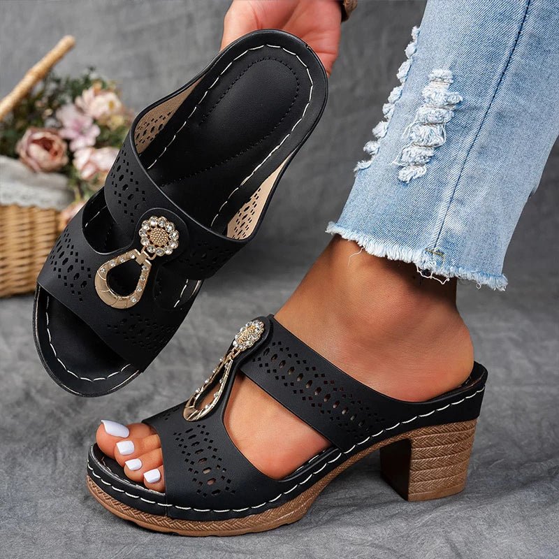 Women's orthopedic heeled sandals, providing arch support for comfortable daily wear.