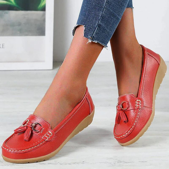 Women's daily wear orthopedic loafers providing superior foot support & comfort for active lifestyles.