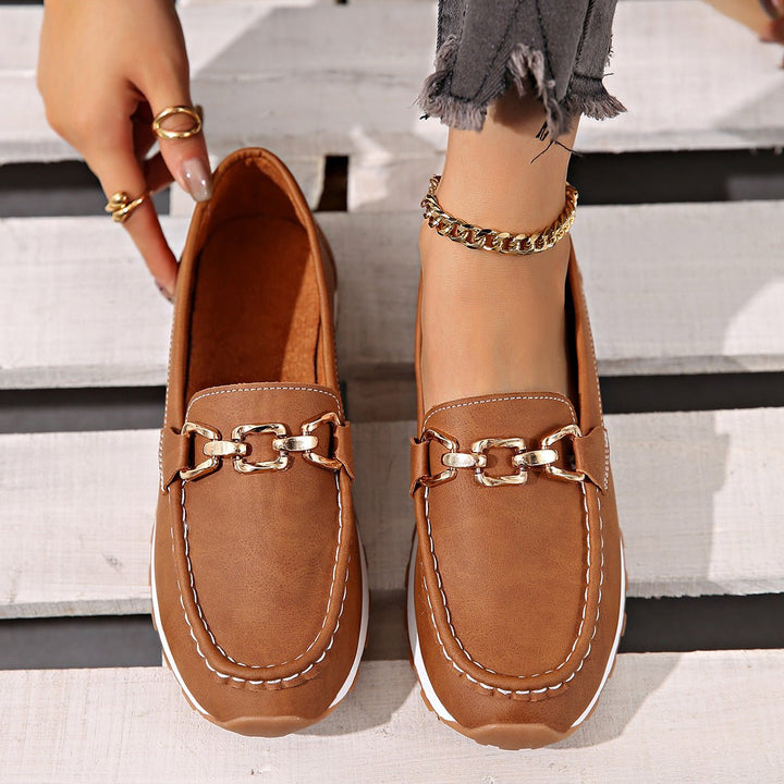 Women's everyday wear loafers, orthopedic design with arch support for lasting comfort & support.