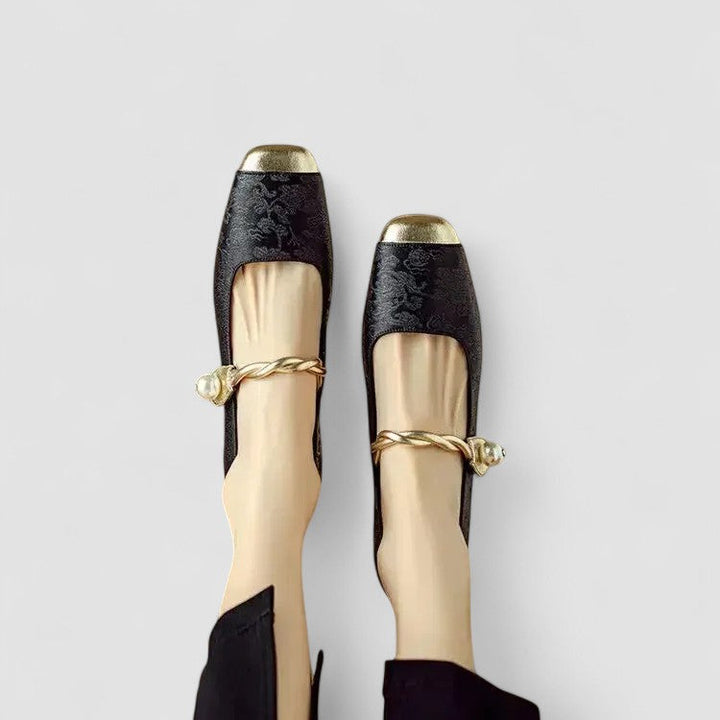 Women's elegant orthopedic Mary Jane shoes with low block heel, buckle strap, and cushioned support for daily wear.
