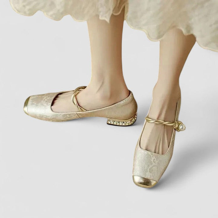 Posture-friendly women's orthopedic Mary Jane shoes with a comfortable low block heel for improved support.