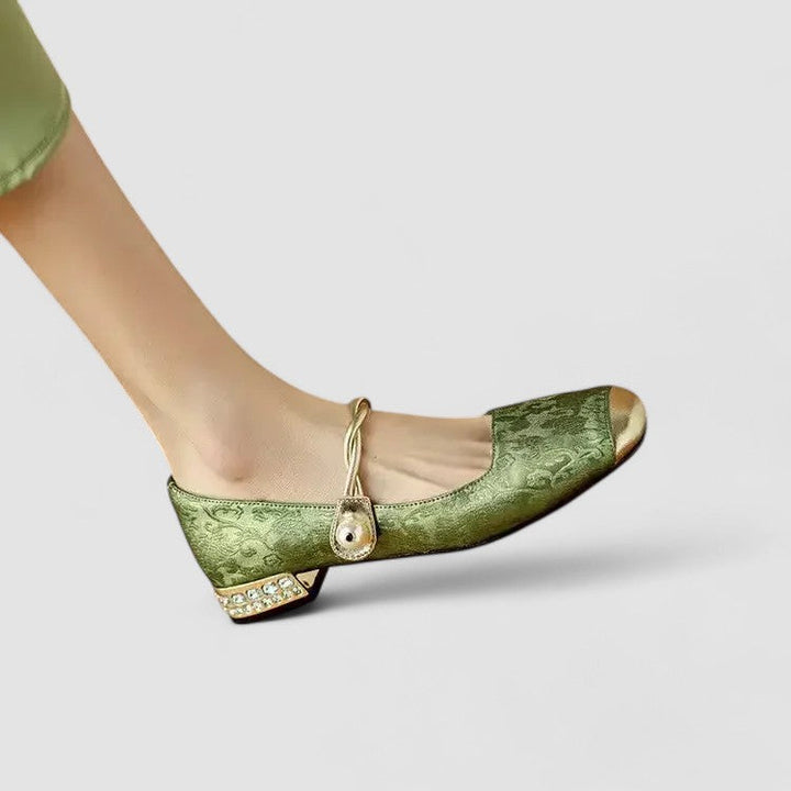 Stylish women's orthopedic Mary Jane shoes with low block heel & adjustable strap for comfort.