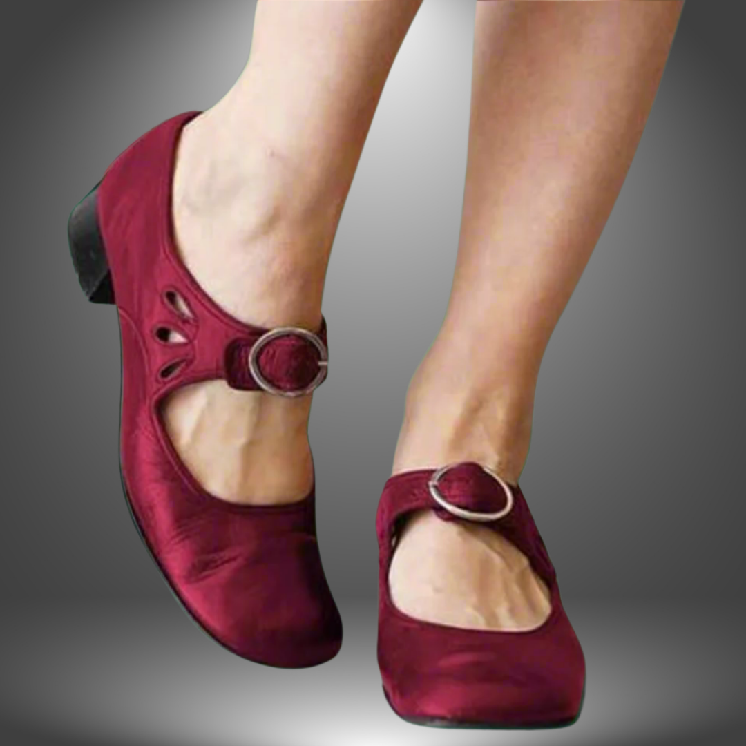Women's orthopedic sandals with arch support for pain-free walking. Comfortable, slip-resistant footwear.