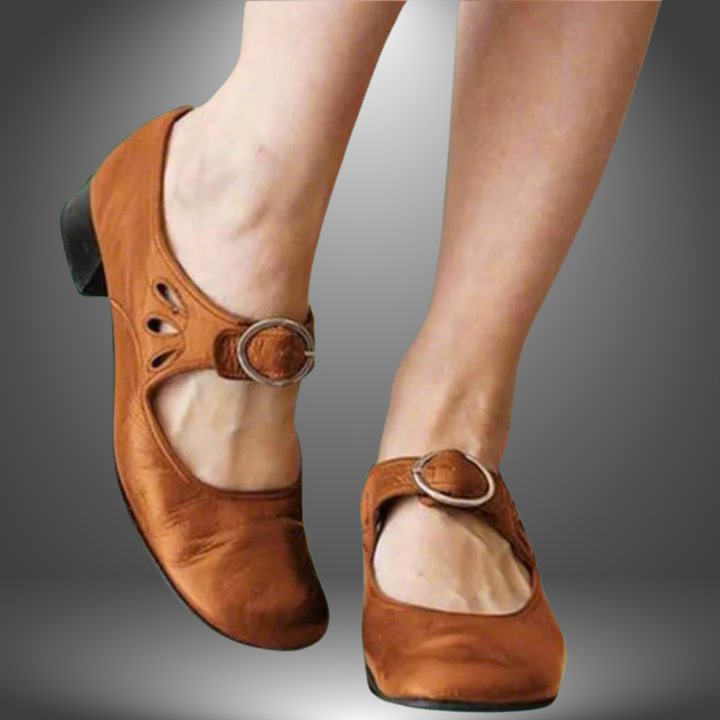 Stylish women's orthopedic sandals, offering arch support & pain relief. Ideal for comfortable all-day wear.
