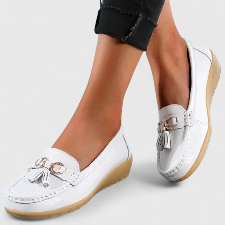 Everyday women's casual loafers, designed for orthopedic comfort & easy slip-on wear.