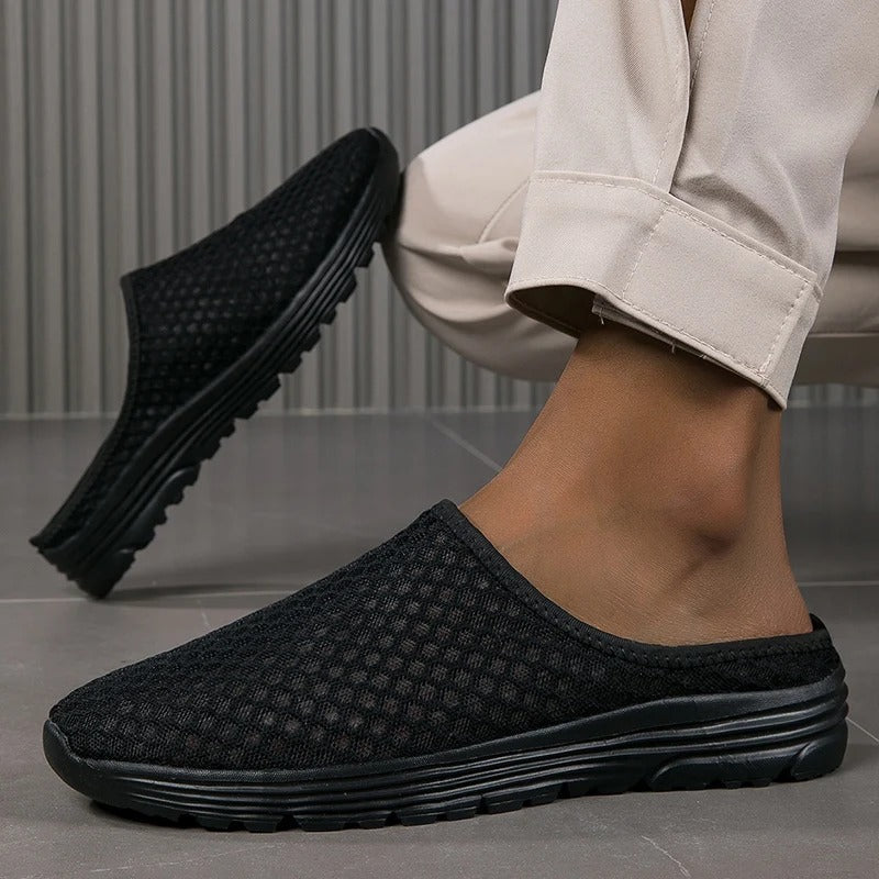 Easy-wear women's orthopedic sneakers, cushioned for maximum foot comfort and essential arch support.