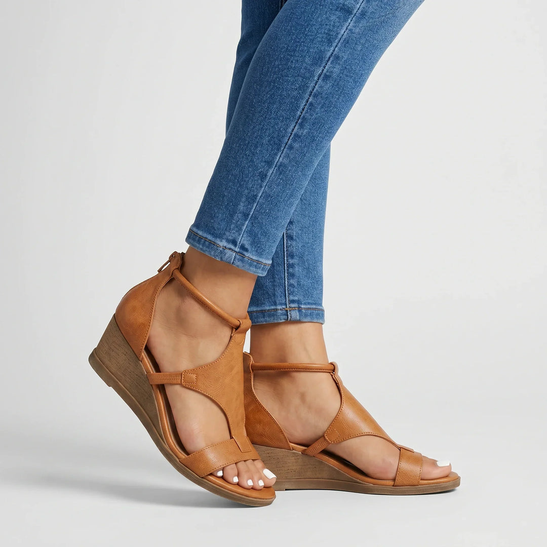 Women's orthopedic strappy summer sandals with arch support. Stylish & comfortable for daily wear.