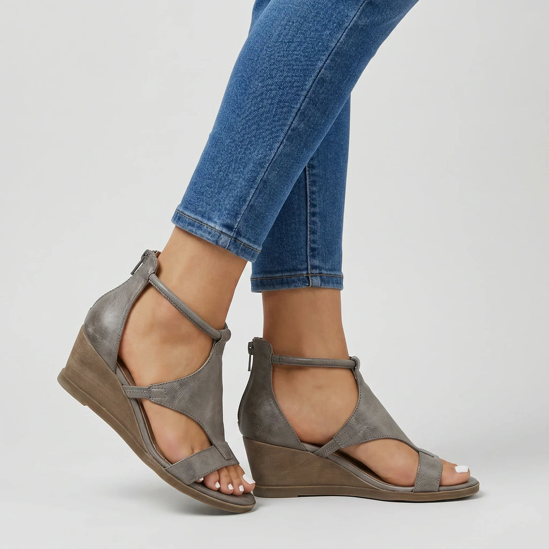 Stylish women's strappy summer sandals with orthopedic arch support. Perfect casual footwear.