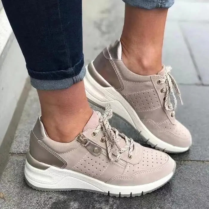 Breathable women's orthopedic walking shoes, featuring cushioning & arch support for ultimate foot comfort.