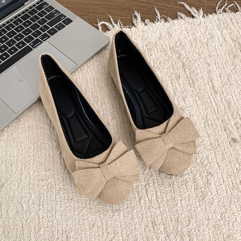 Smart women's wide fit orthopedic ballet flats, offering superb support.