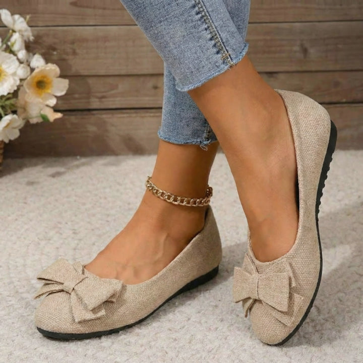 Go-to women's comfort ballet flats, wide fit & orthopedic for everyday style.
