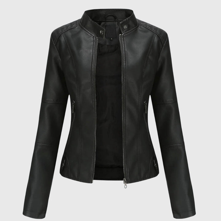 Women's oversized button-front collared shacket, perfect for casual layering and chic autumn style.