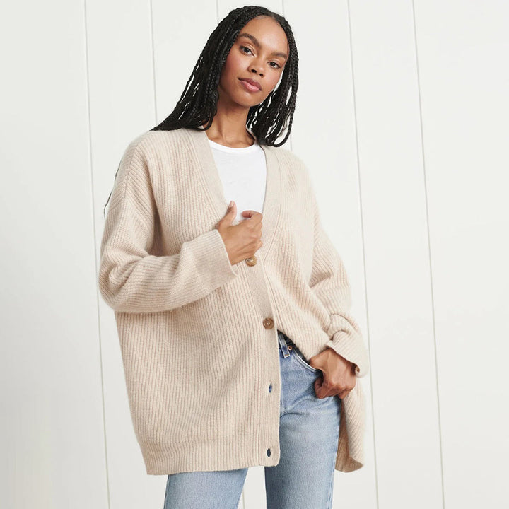 Stylish long sleeve oversized cardigan for women, perfect for fall fashion & chilly days.