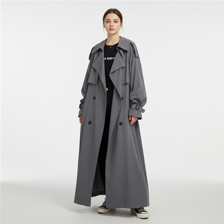 Elegant women's oversized long trench coat, perfect for fall fashion. Loose fit, classic design, versatile outerwear.