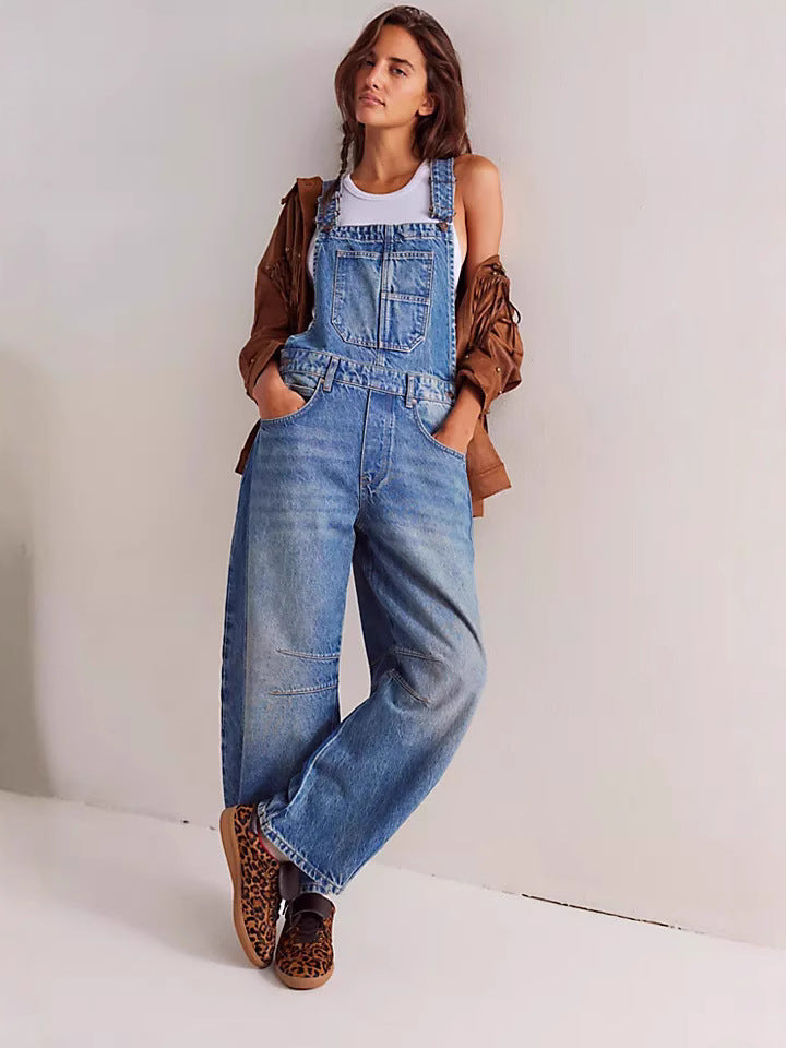 Women's oversized overalls with multiple functional utility pockets & adjustable straps, perfect for casual streetwear.