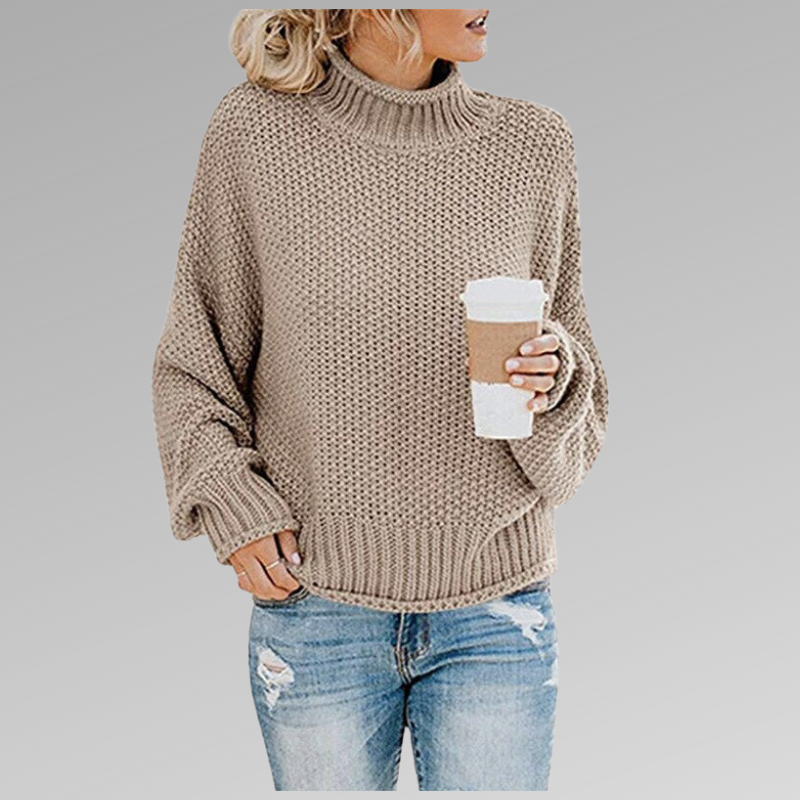 Versatile women's oversized turtleneck sweater, perfect for everyday style and cozy layering.