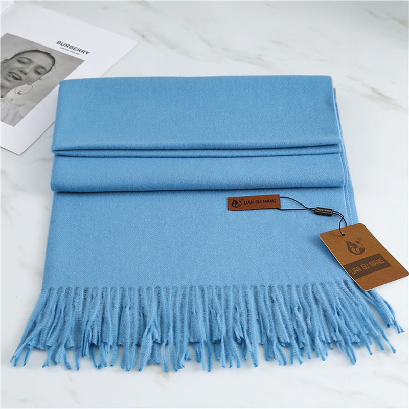 Solid color oversized women's scarf, incredibly warm and soft, an ideal winter fashion statement.