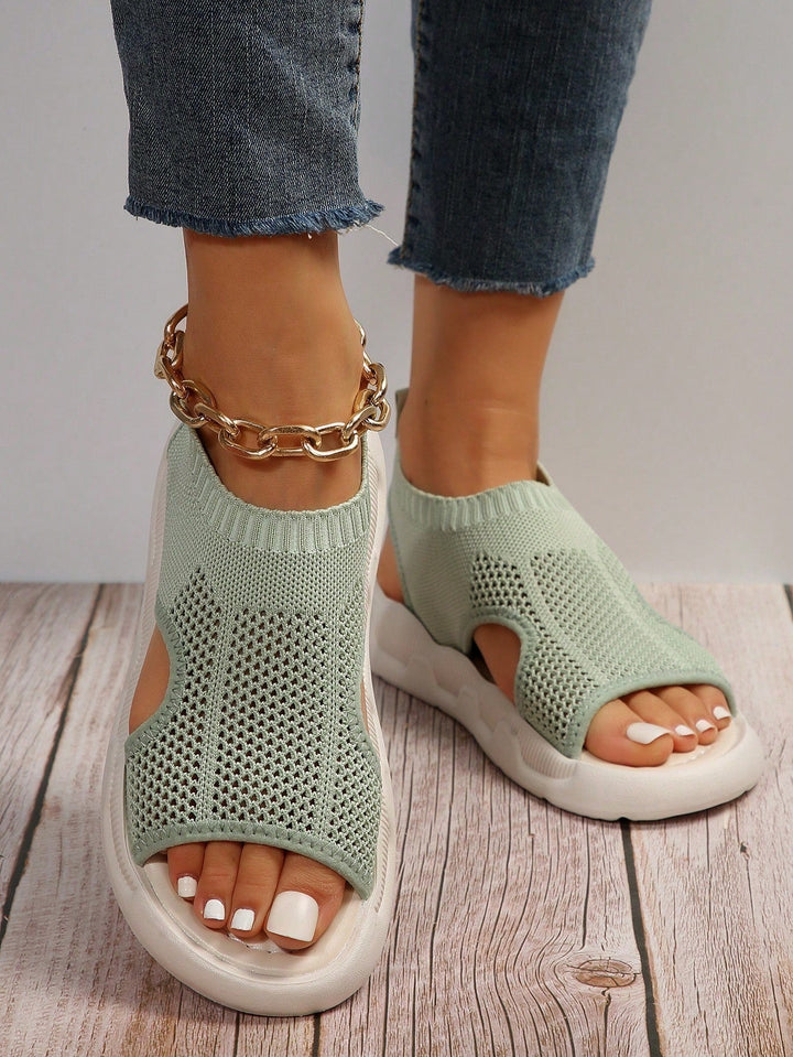 Women's casual platform sandals, open toe & slip-on for lightweight summer fashion.