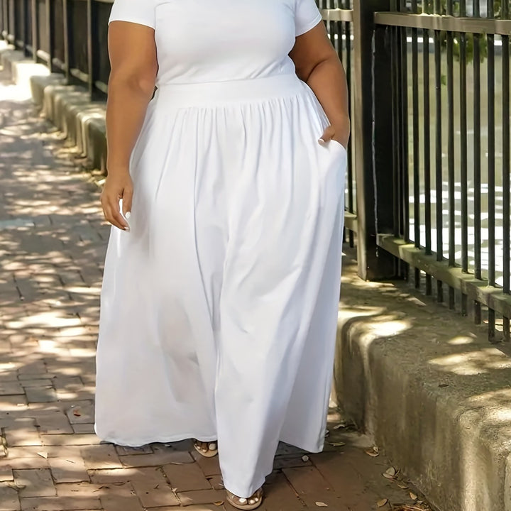 Comfortable flowy short sleeve maxi dress for plus size women, ideal for all-day wear.