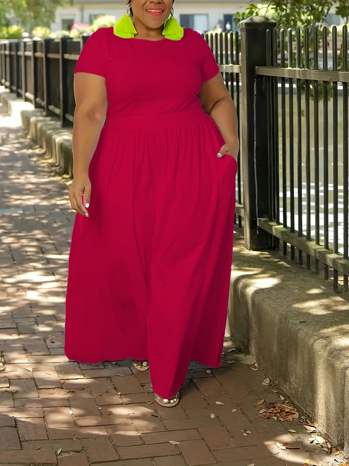 Everyday women's plus size flowy short sleeve maxi dress, suitable for various events.