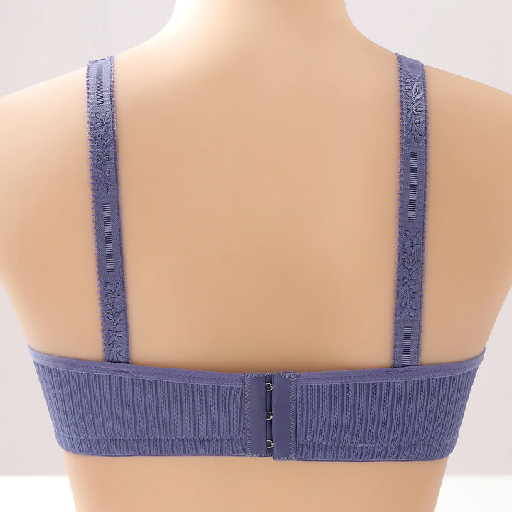 Women's plus size wireless push-up bra. Enjoy comfortable support, natural lift, and a seamless look for any outfit.