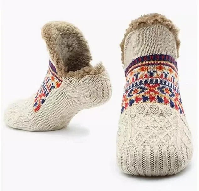 Stylish women's plush winter slipper socks, designed for warmth & luxurious indoor comfort.
