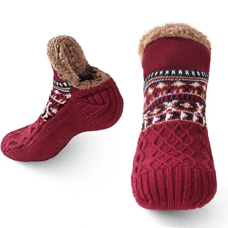 Cozy women's house socks with non-slip sole, perfect for warm feet & comfortable indoor wear.