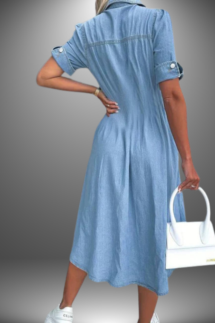 Stylish women's printed flowy midi dress. Ideal casual summer dress for everyday comfort and a flattering look.