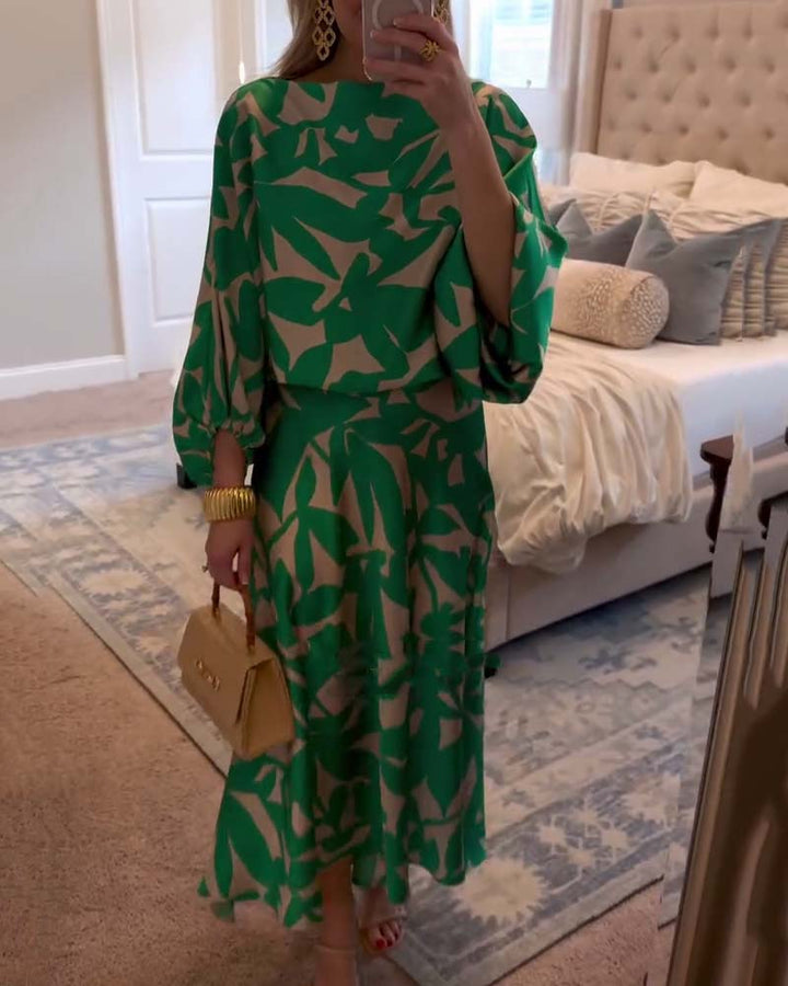 Casual chic women's printed two-piece set, ideal for spring outings & stylish summer events.