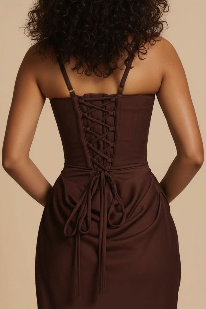 Classic black women's tailored midi dress, an elegant and refined option for any formal event.