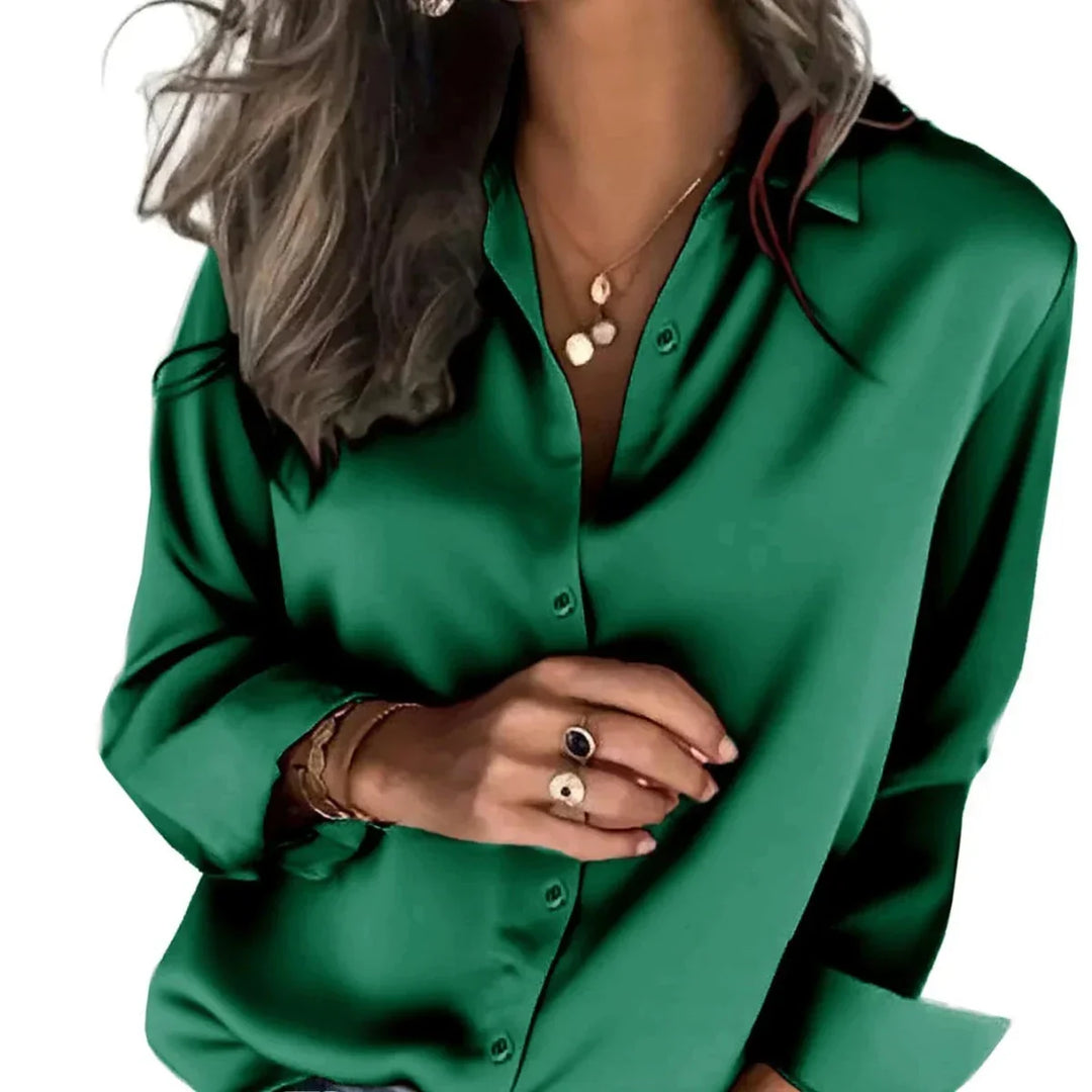 Elegant women's relaxed fit shirt, a stylish and comfortable top for any formal or casual occasion.