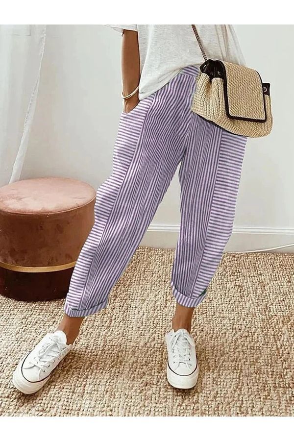 All-day comfort in women's relaxed fit pants, perfect for casual, versatile, and everyday wear.