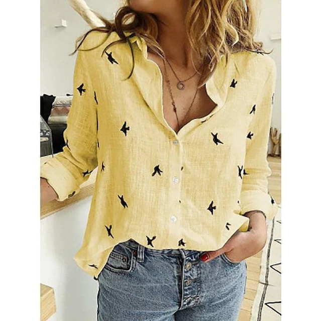 Women's elegant relaxed fit blouse, point collar, long sleeve button down, perfect for a refined look.
