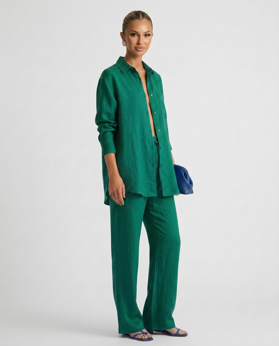 Chic women's casual matching lounge set, a comfortable two piece outfit with a relaxed fit for summer style.