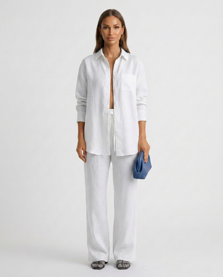 Everyday essential women's matching lounge set. Comfortable, relaxed fit two piece for versatile casual style.
