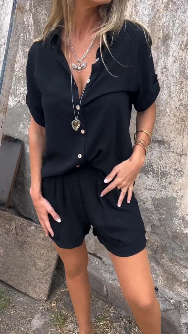 Effortless everyday style: women's comfy shorts & top set. Perfect for warm weather casual wear.