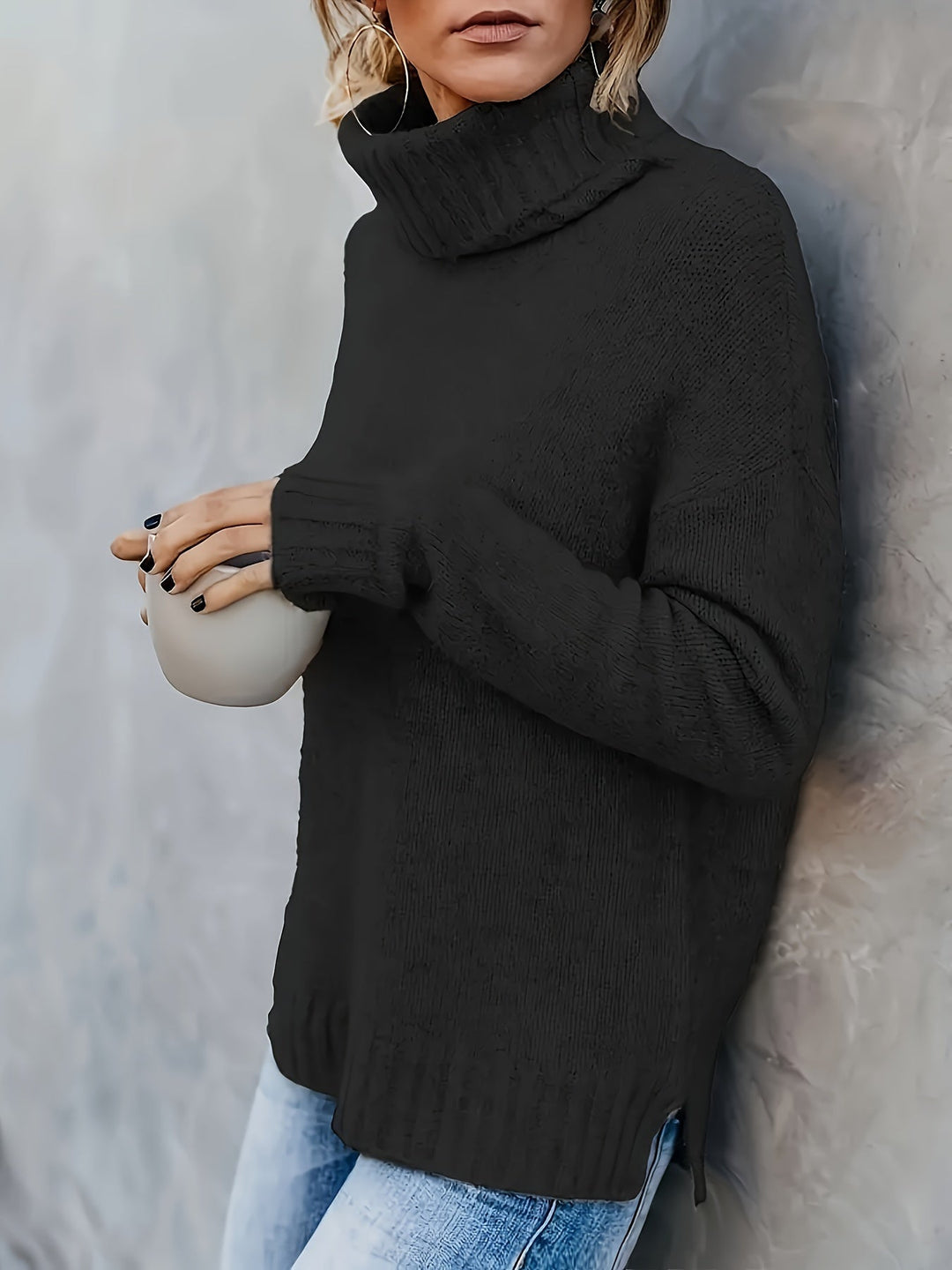 Cozy women's long sleeve relaxed fit turtleneck sweater, ideal for winter everyday comfort.