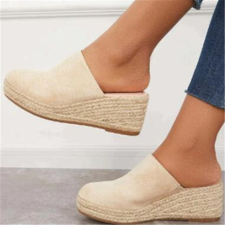 Fashionable retro wedge sandals for women, offering comfortable and chic everyday style.