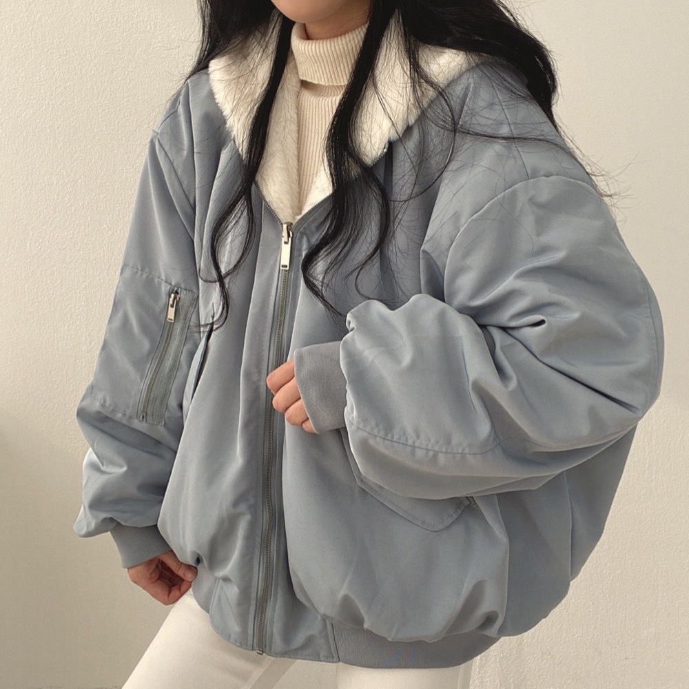 Women's reversible hooded jacket, soft & cozy, ideal for autumn/winter casual wear & travel.