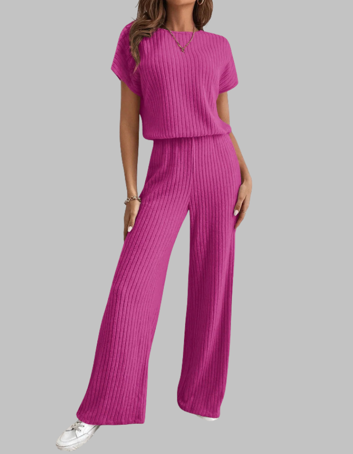 Stylish women's ribbed matching set with a short sleeve top & wide-leg pants, perfect for comfortable loungewear.