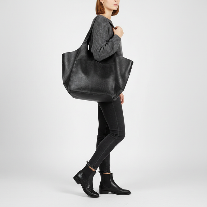 Chic vegan leather tote bag for women, an ethical & spacious fashion accessory.