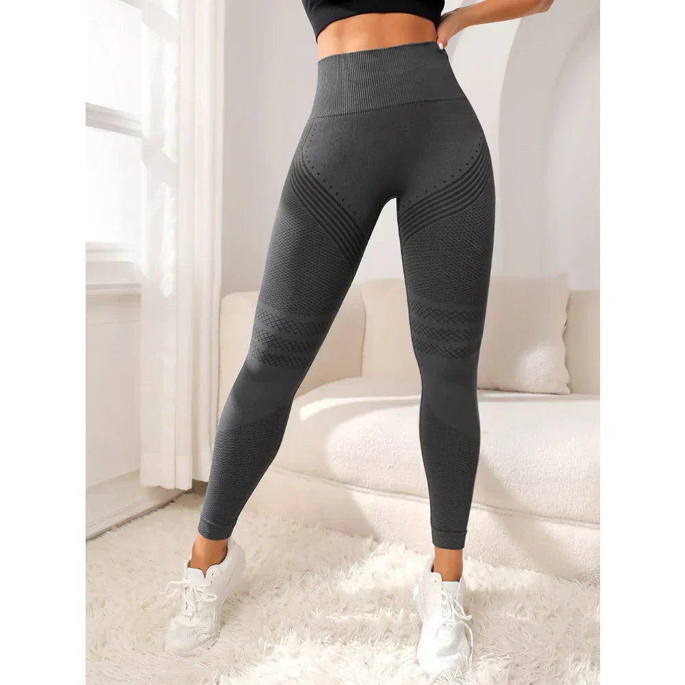 Versatile women's seamless high-waist leggings, ideal for yoga, gym, and everyday activewear comfort.