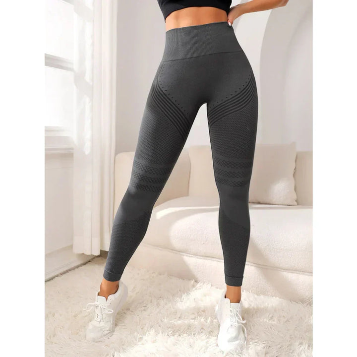 Versatile women's seamless high-waist leggings, ideal for yoga, gym, and everyday activewear comfort.