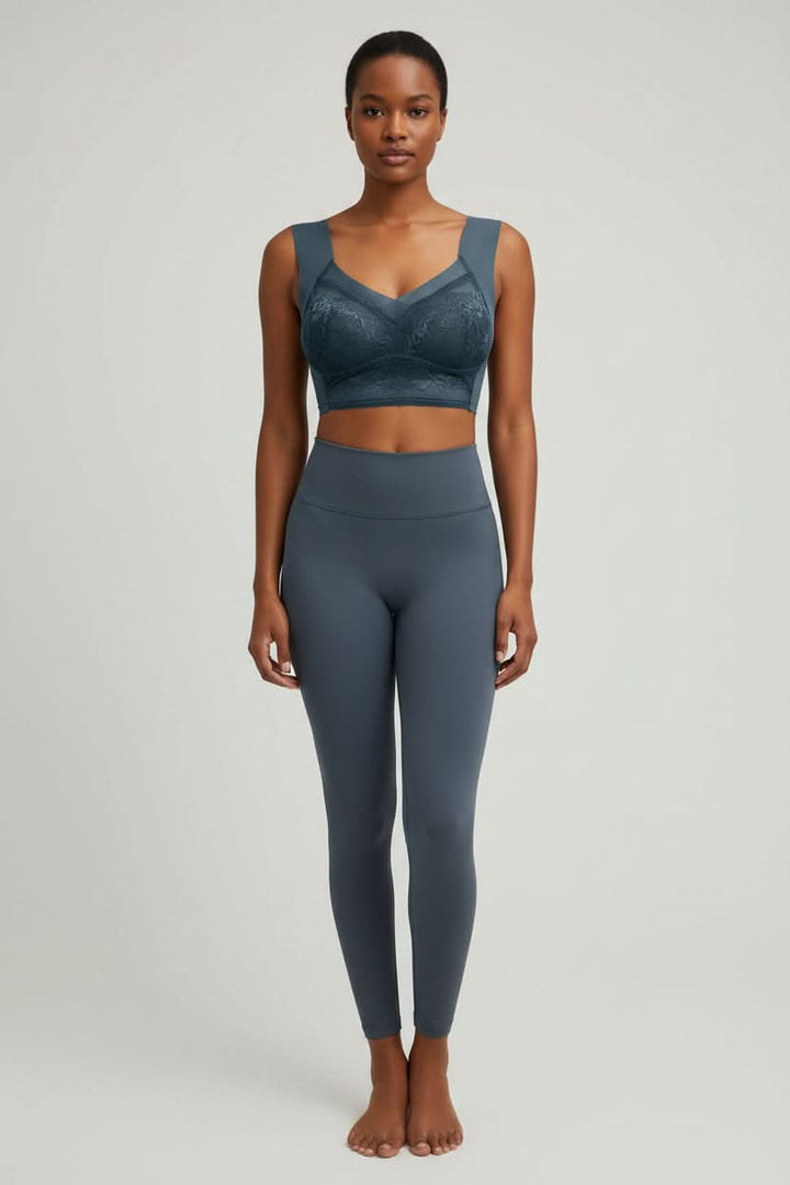 Women's seamless comfort bra, perfect for everyday wear & smooth support.