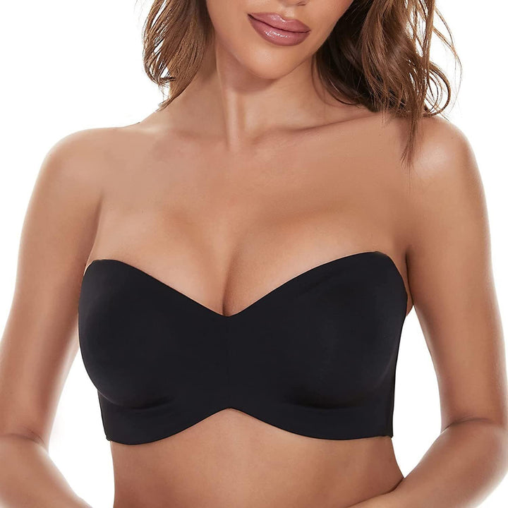 Women's seamless plus-size bra, adjustable straps & back closure for ultimate comfort & smooth support.