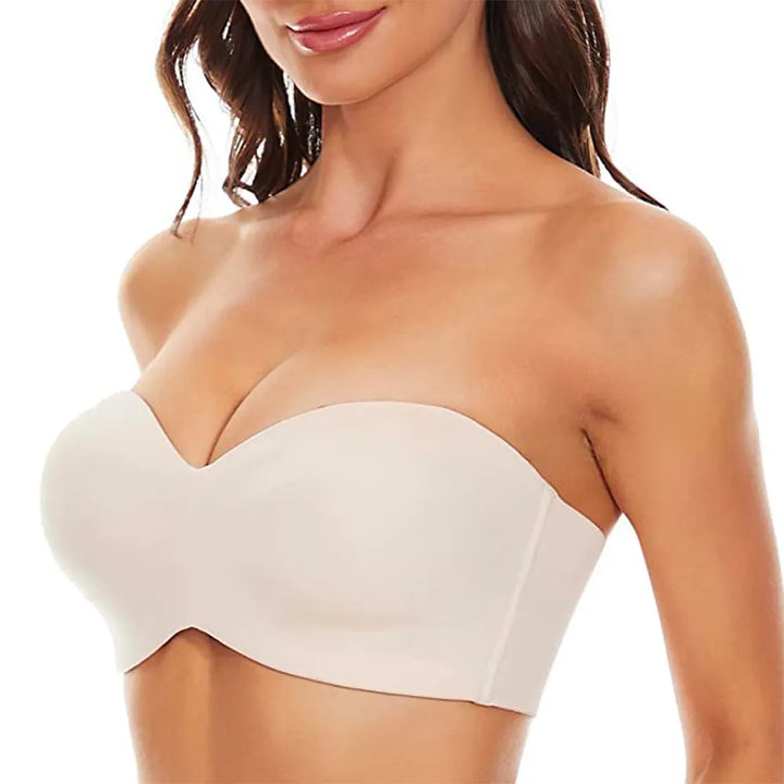 Fashionable women's plus-size seamless underwear bra. Adjustable for comfort and smooth, everyday support.