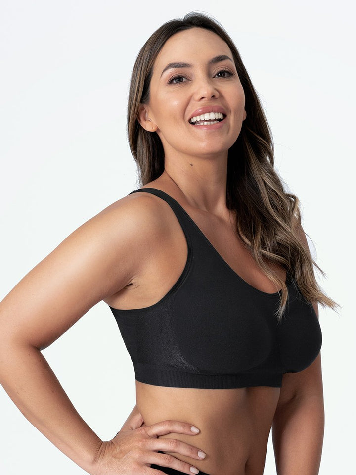 Women's seamless shapewear sports bra, Elena, for ultimate comfort & support, perfect for everyday activewear.