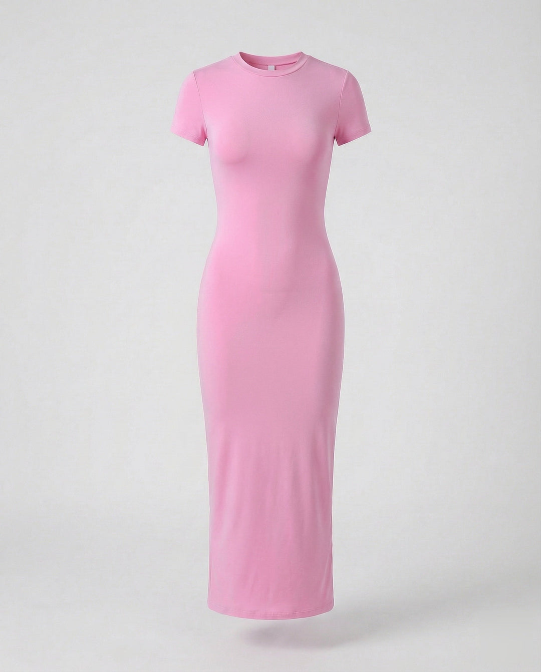 Refined women's short sleeve crew neck bodycon maxi dress, offering a sleek and elegant appearance.