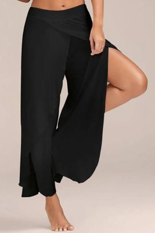 Performance women's sleek high-waisted yoga leggings, engineered for comfort and freedom of movement during exercise.