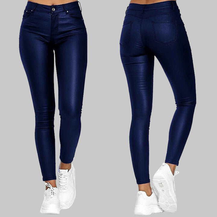 Women's sleek slim-fit pants, perfect for a modern, chic look. High waist design for versatile fashion.